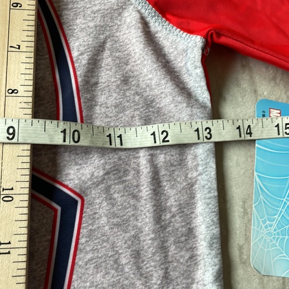 Marvel Spider-man XSMALL red& gray continuous short sleeves for kids - Picture 7 of 8